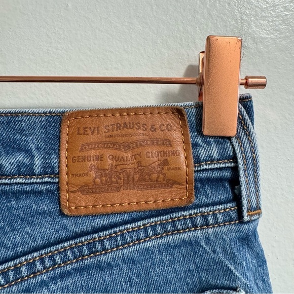 Women’s Levi’s Wedgie Vintage Blue Wash Size 25 - Picture 8 of 12